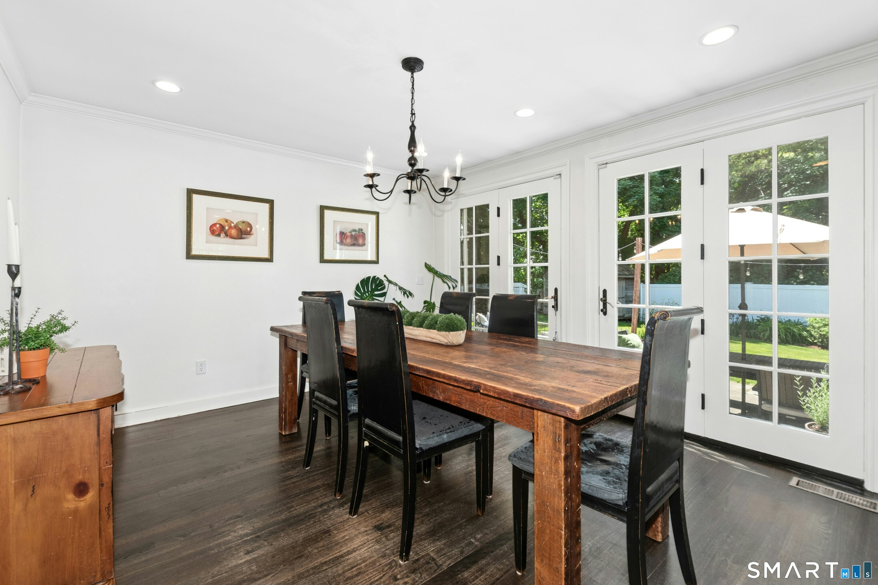 8 Glenwood Drive
