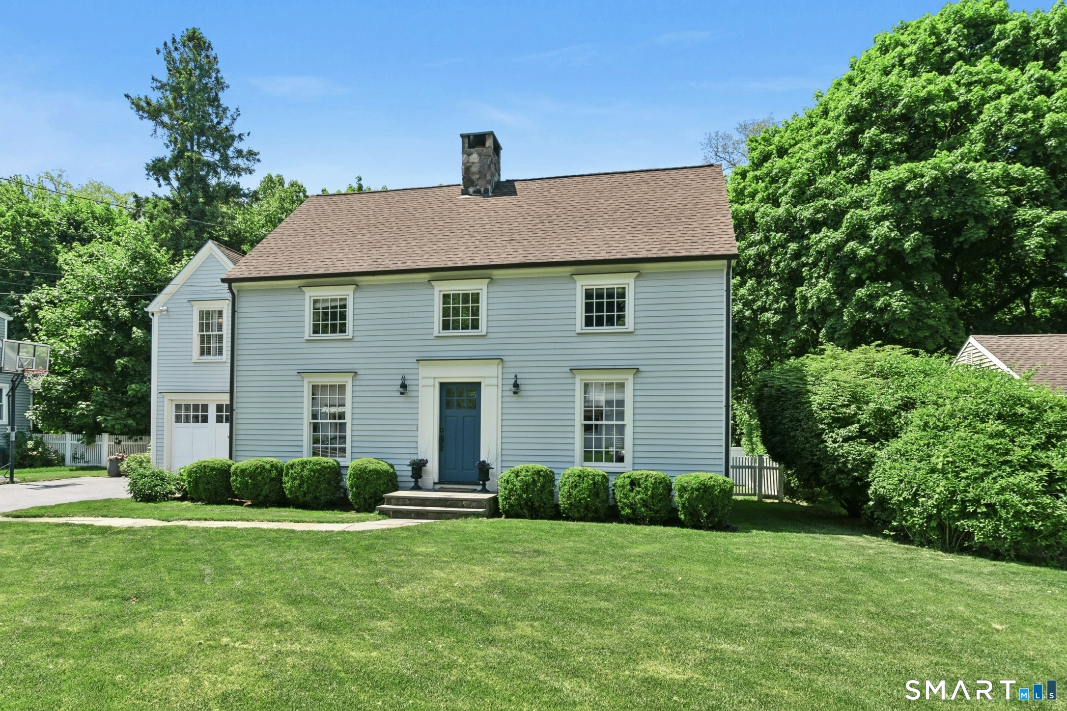 8 Glenwood Drive