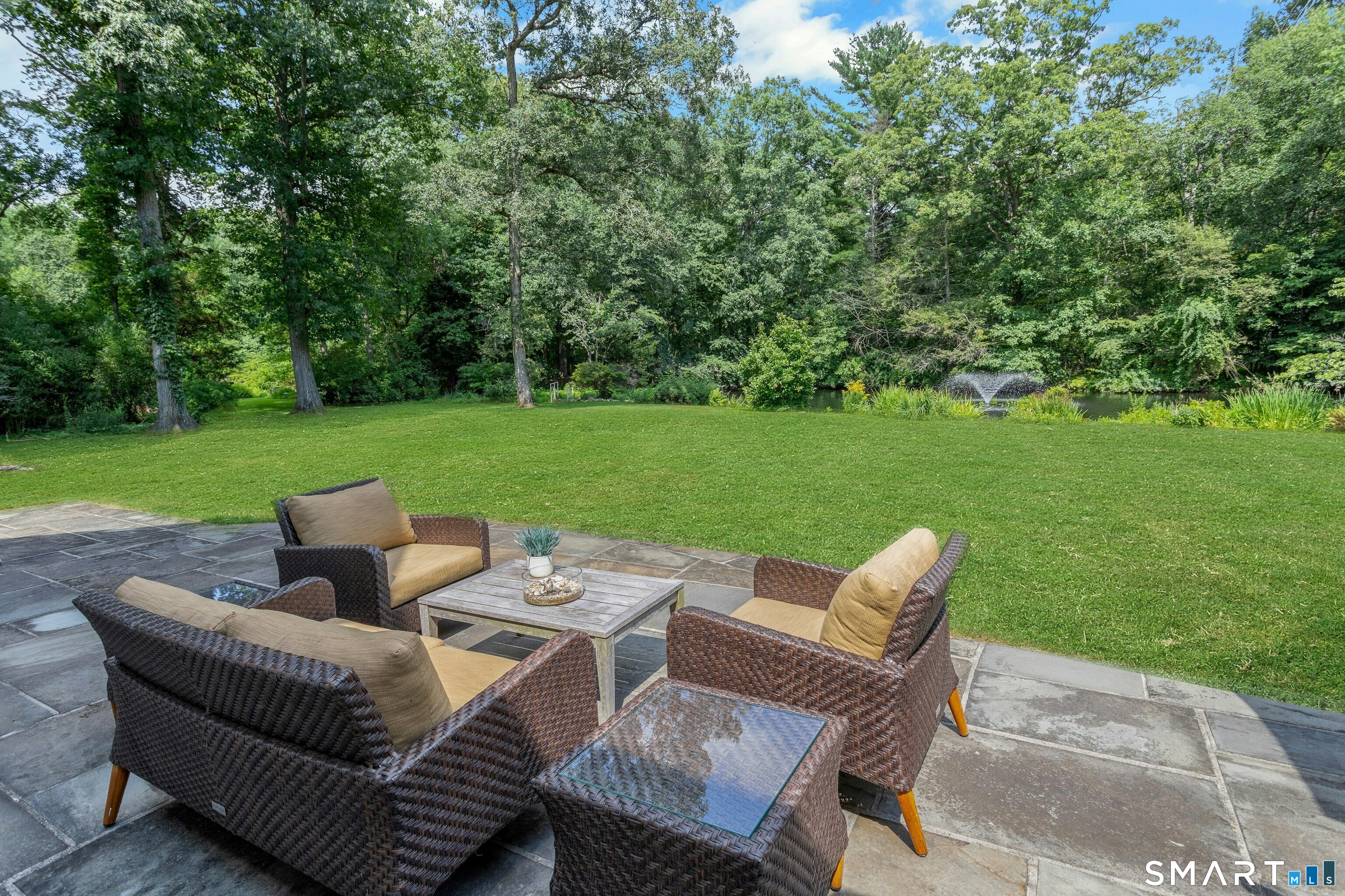700 Hollow Tree Ridge Road