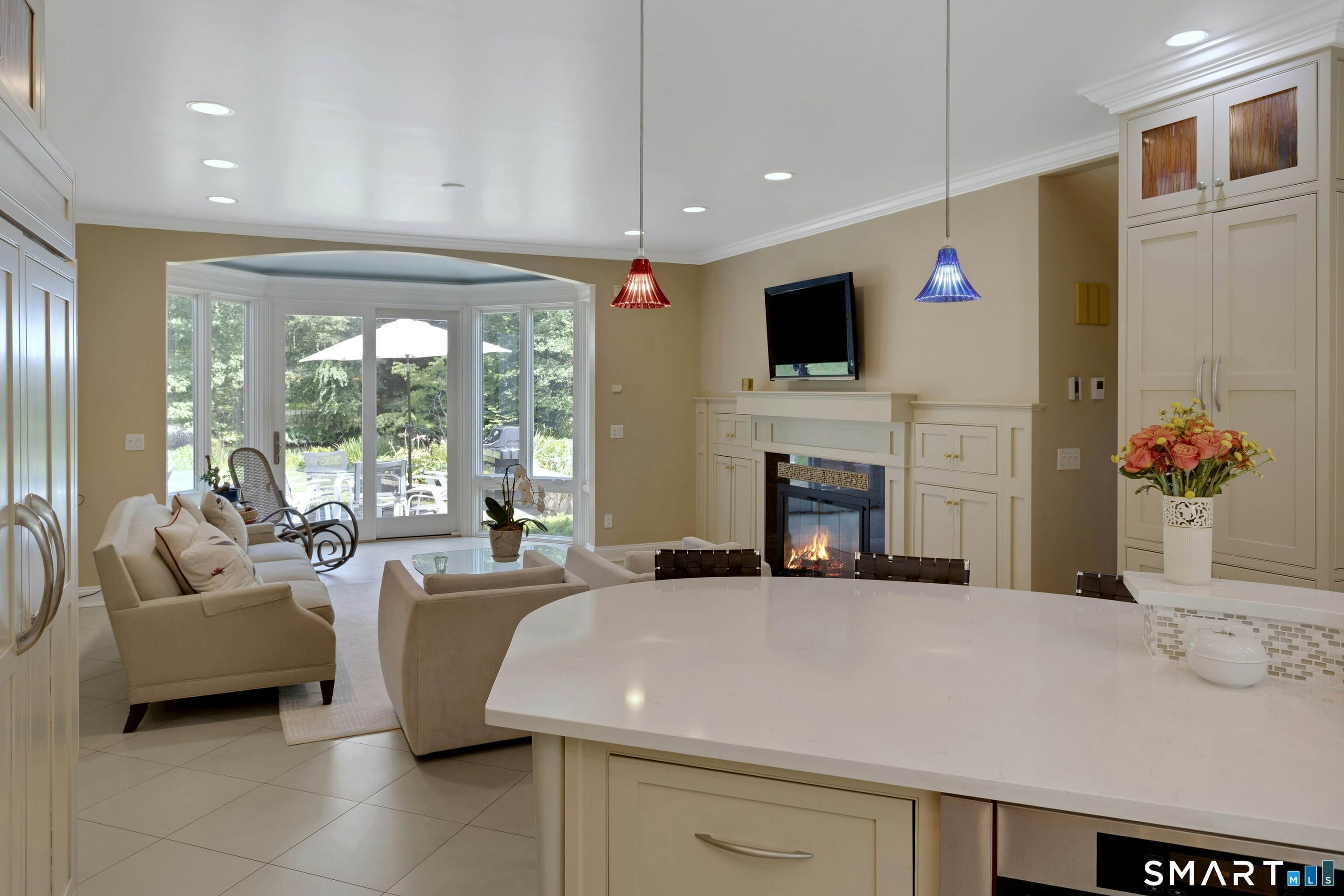 700 Hollow Tree Ridge Road