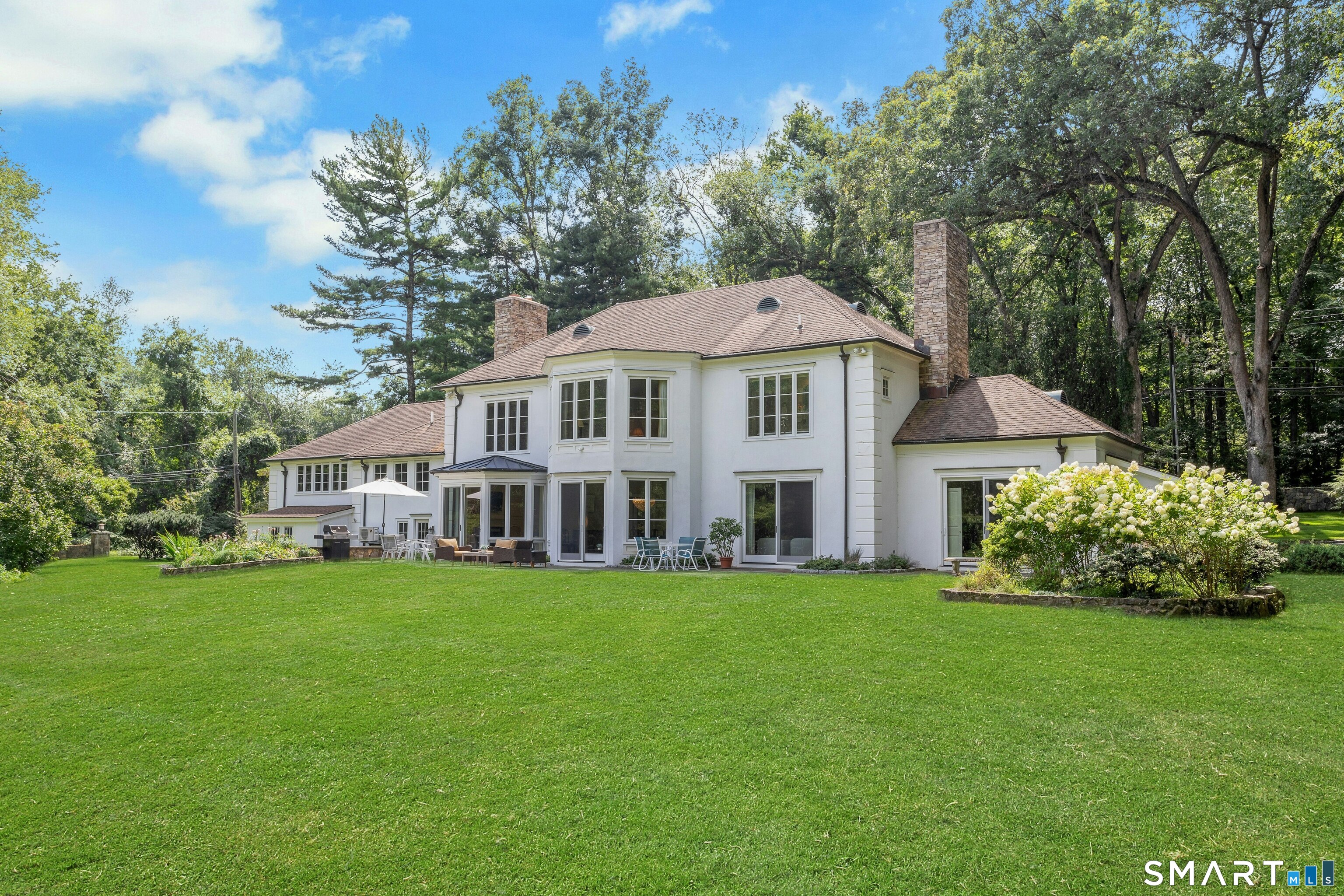 700 Hollow Tree Ridge Road