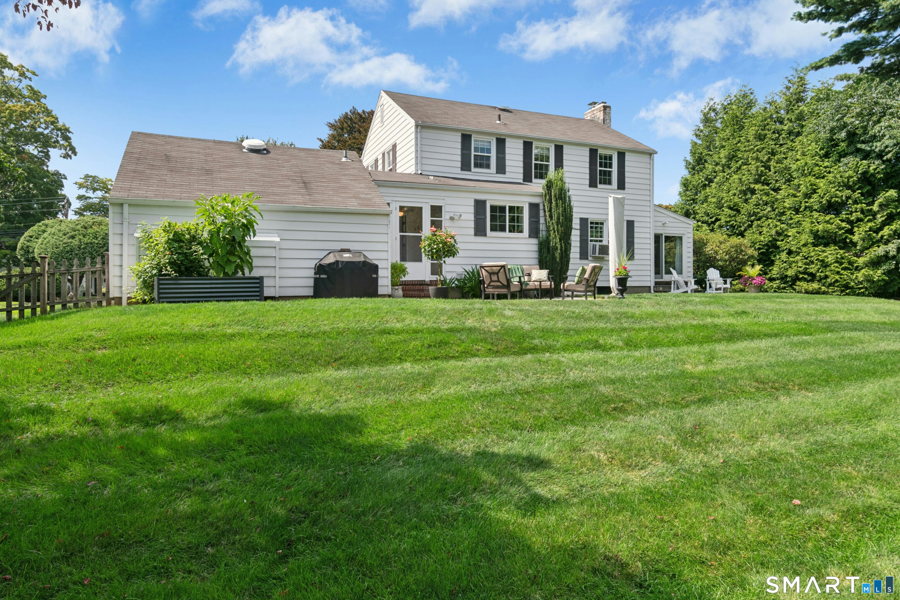 122 Strawberry Hill Avenue
