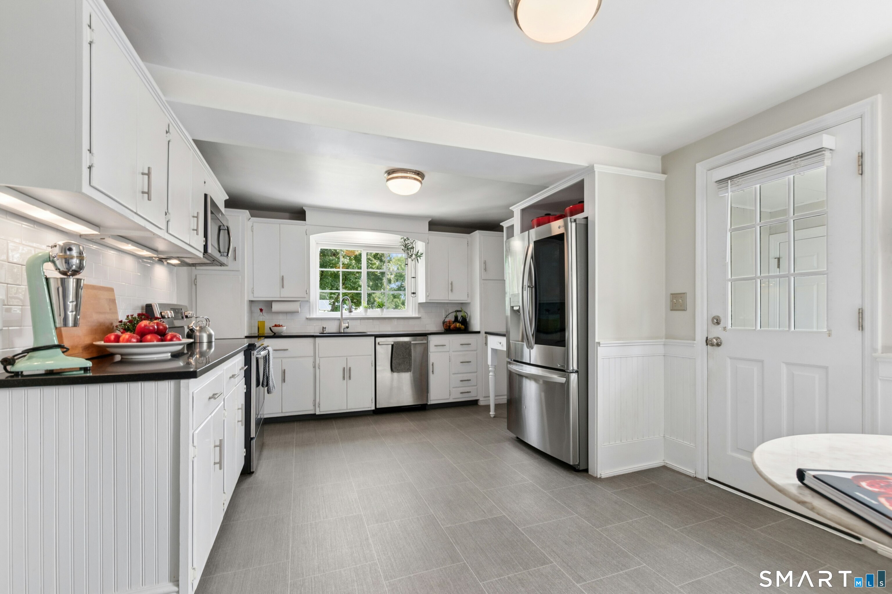 122 Strawberry Hill Avenue