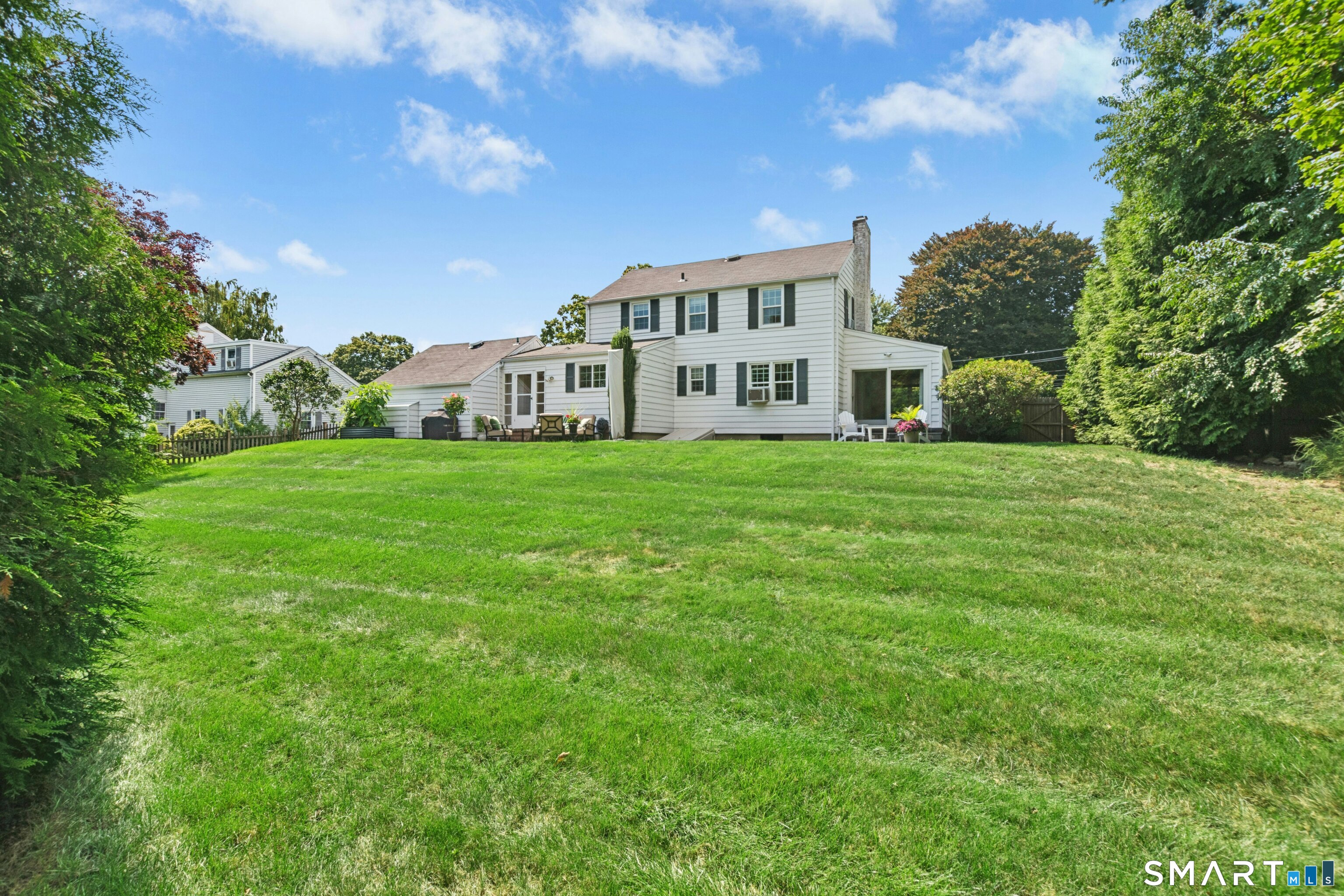 122 Strawberry Hill Avenue