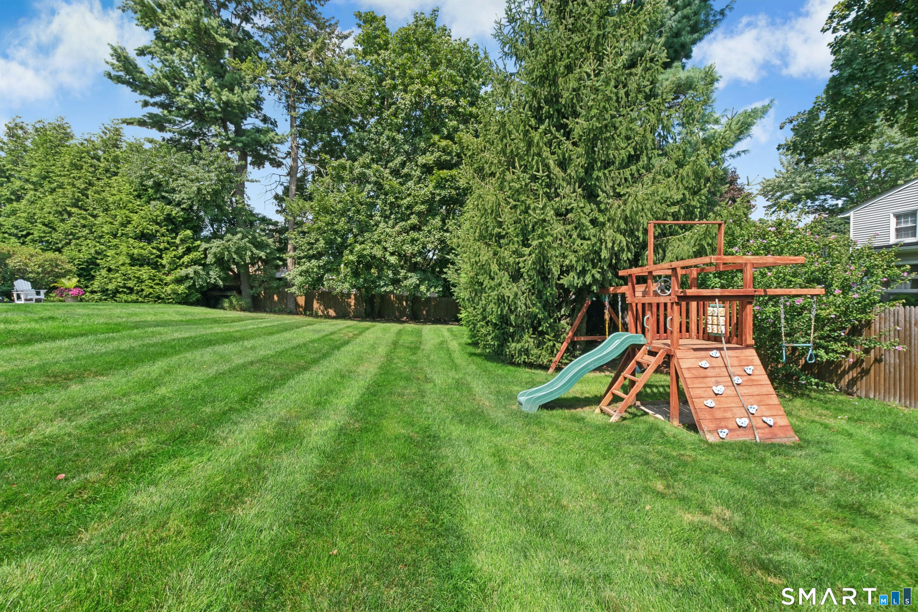 122 Strawberry Hill Avenue