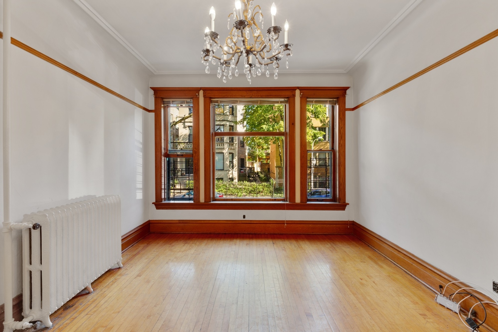 2113 W Concord Place Unit: 1