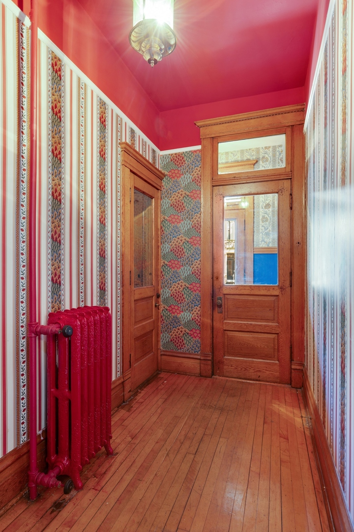 2113 W Concord Place Unit: 1
