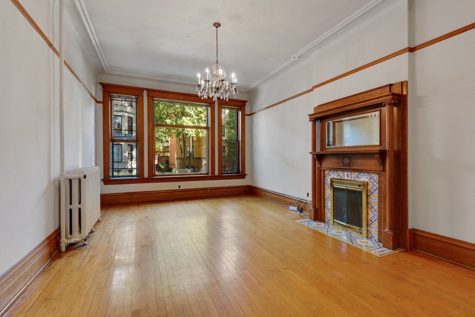 2113 W Concord Place Unit: 2