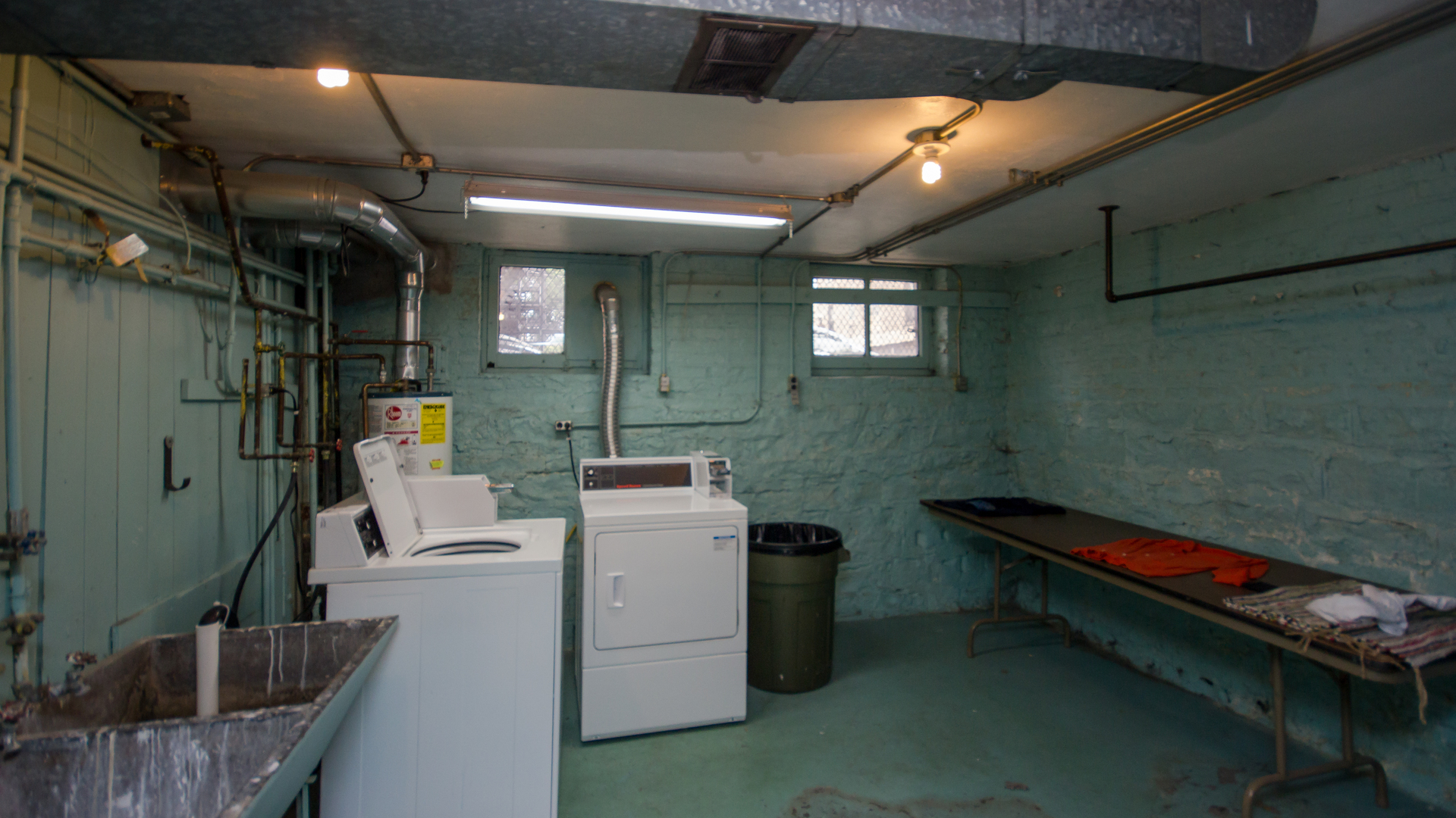 1301 W Addison Street Unit: 2