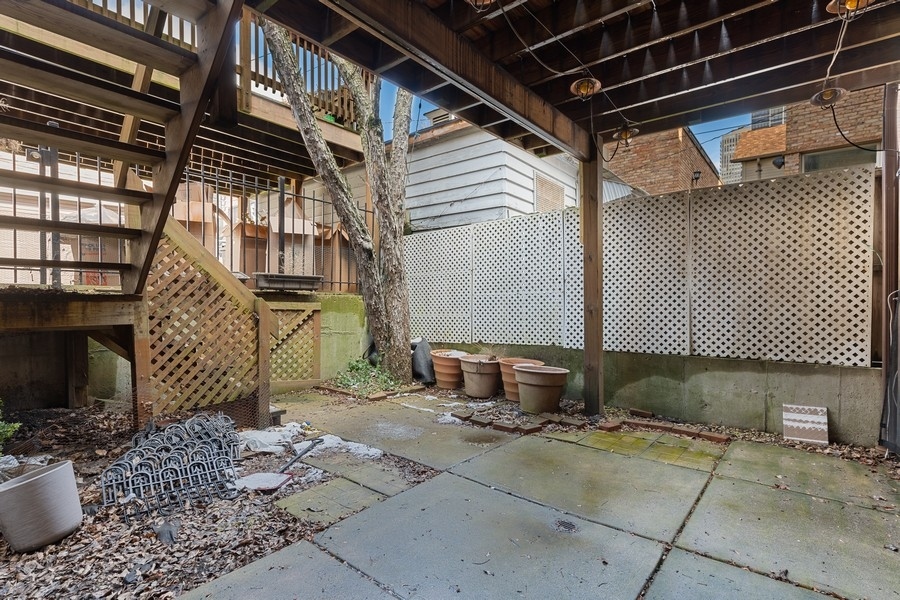 328 W Concord Place Unit: 1