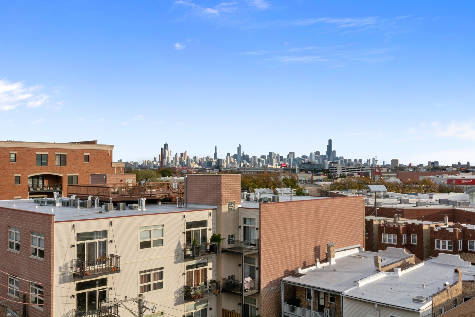 2317 W Wolfram Street Unit: 415