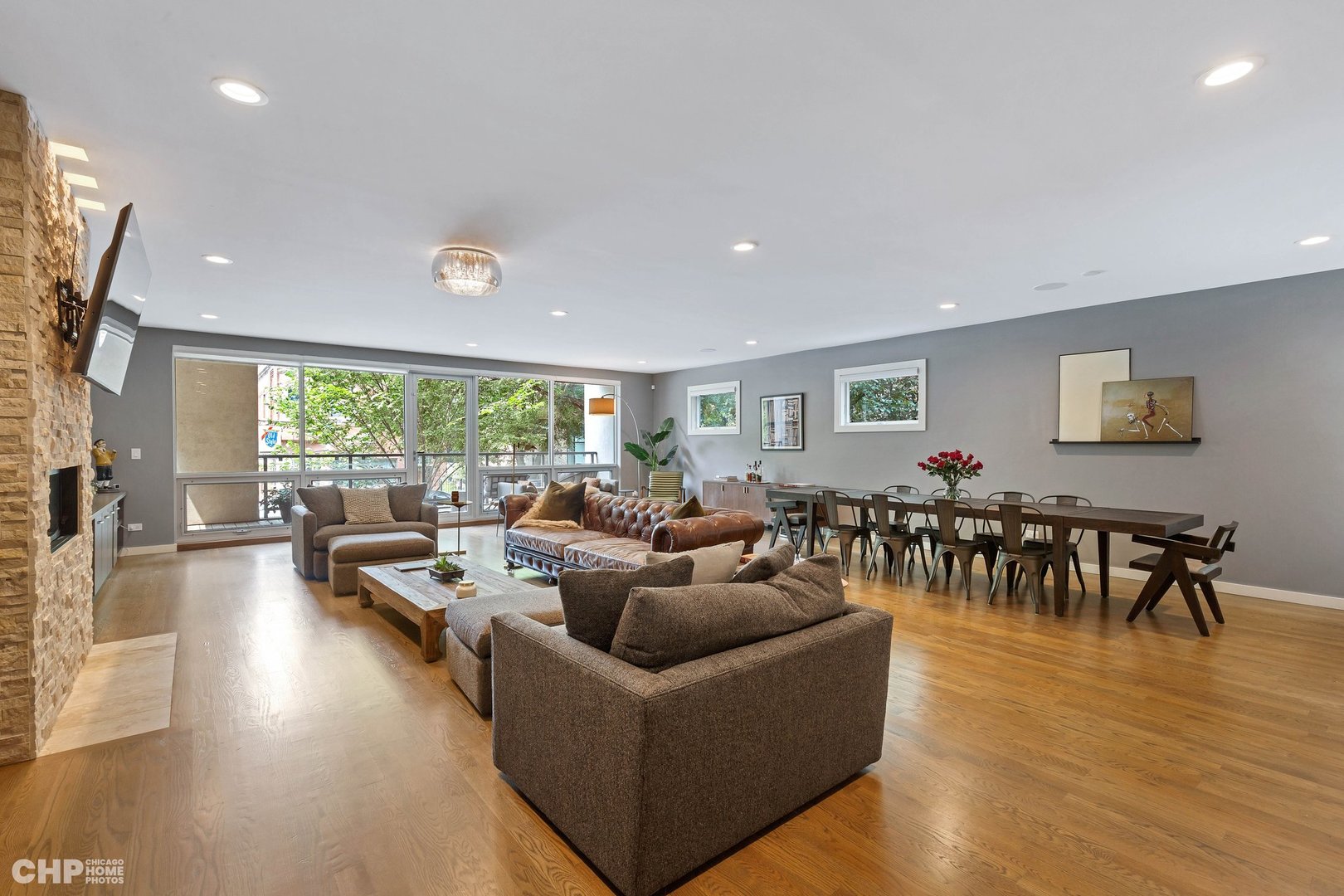 2221 N Leavitt Street Unit: 1
