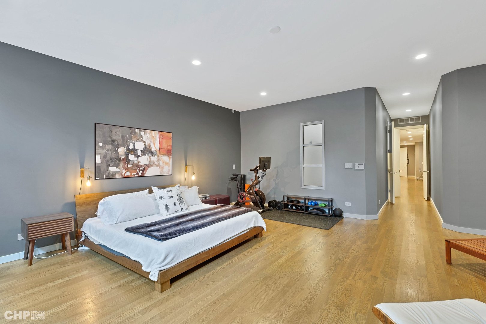 2221 N Leavitt Street Unit: 1