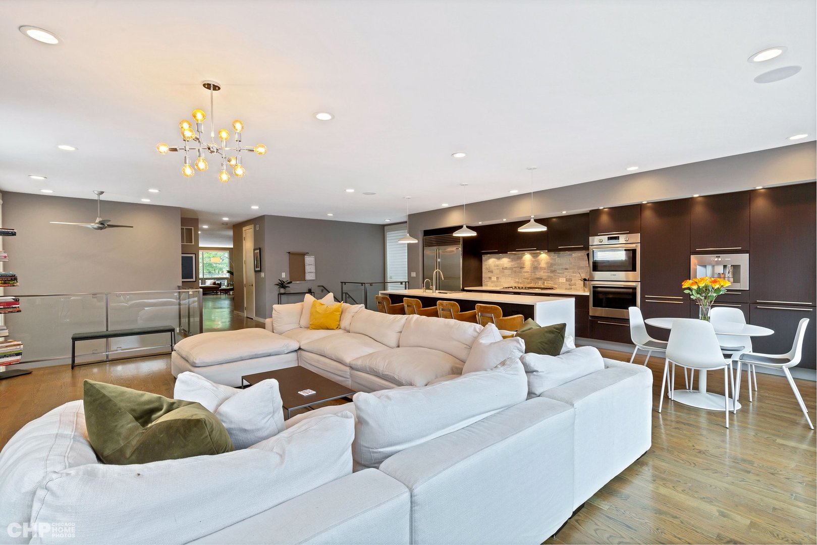 2221 N Leavitt Street Unit: 1