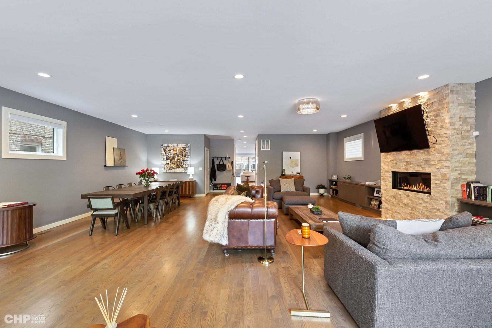 2221 N Leavitt Street Unit: 1