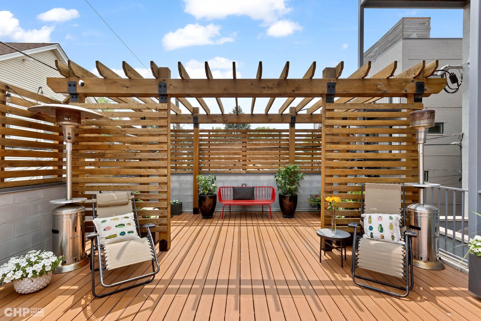2221 N Leavitt Street Unit: 1