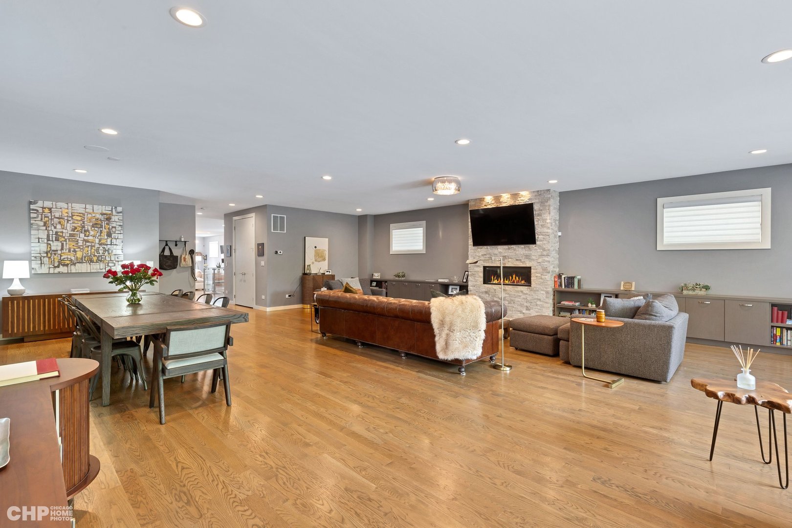2221 N Leavitt Street Unit: 1