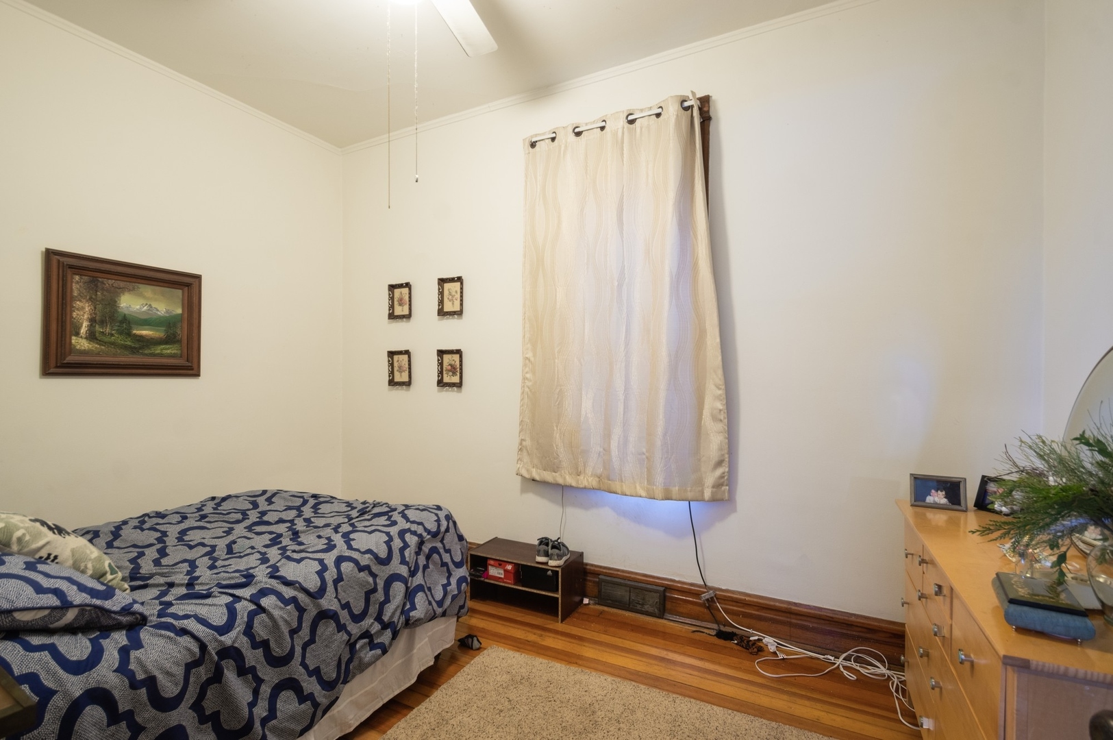3552 N Lakewood Avenue Unit: 1