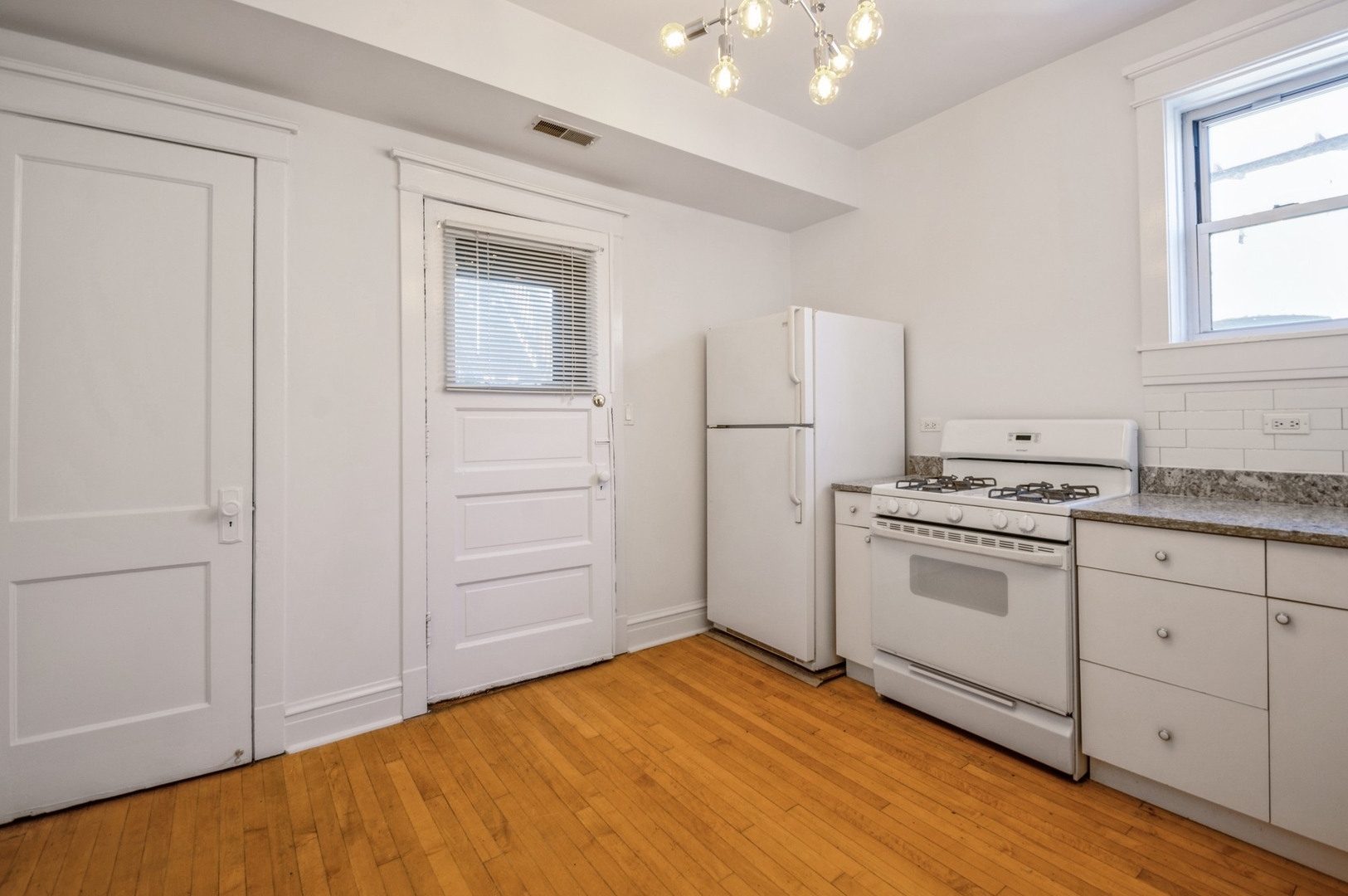 2715 W Giddings Street Unit: 2