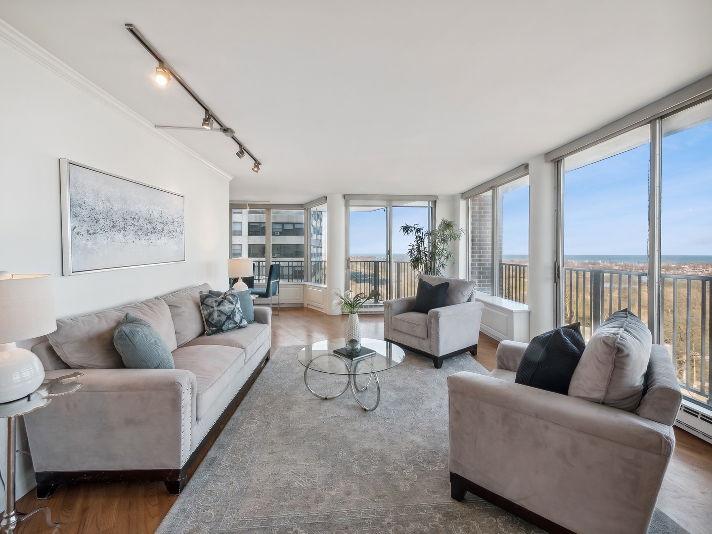 4170 N Marine Drive Unit: 13B