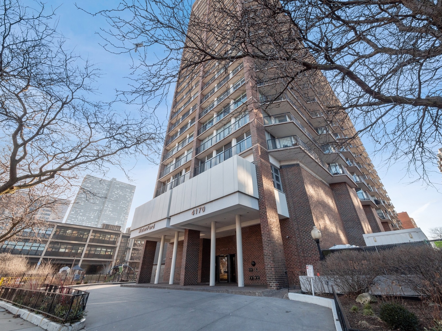 4170 N Marine Drive Unit: 13B