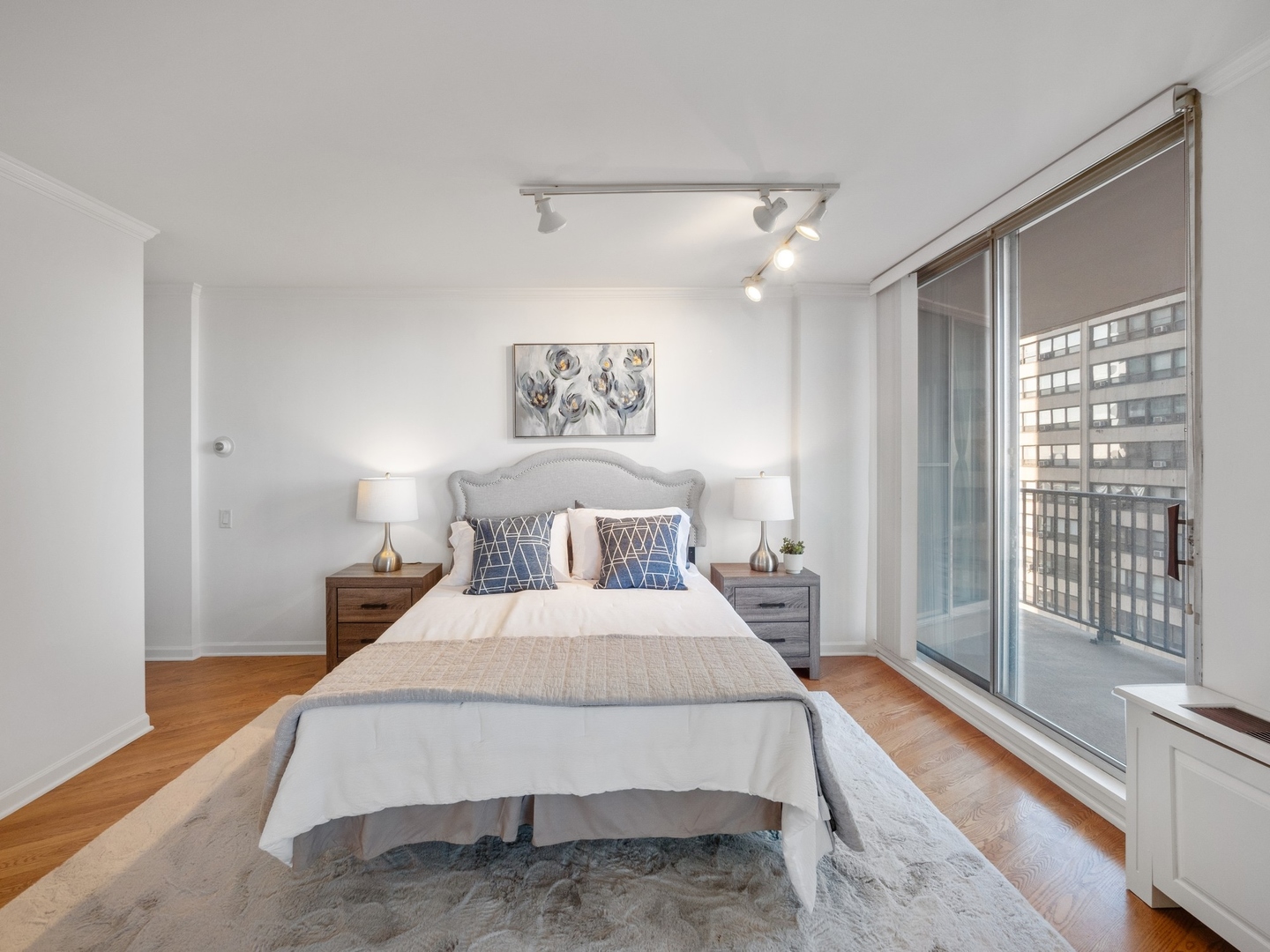 4170 N Marine Drive Unit: 13B