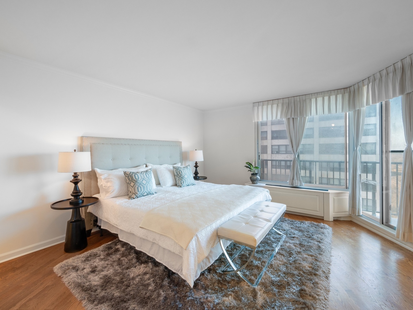 4170 N Marine Drive Unit: 13B