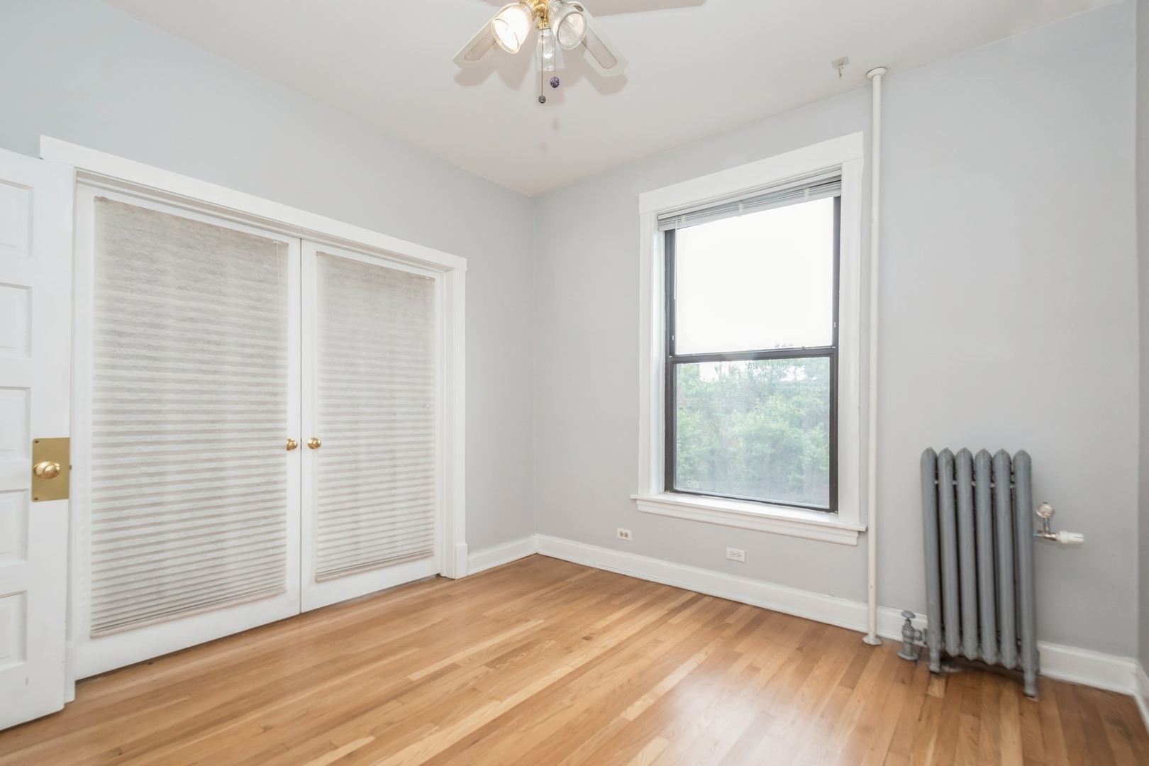 745 W Wellington Avenue Unit: 2