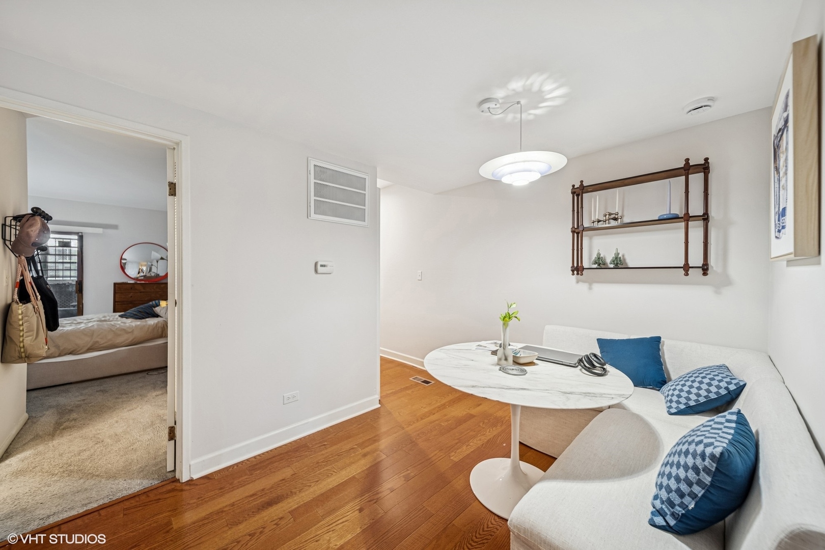 328 W Concord Place