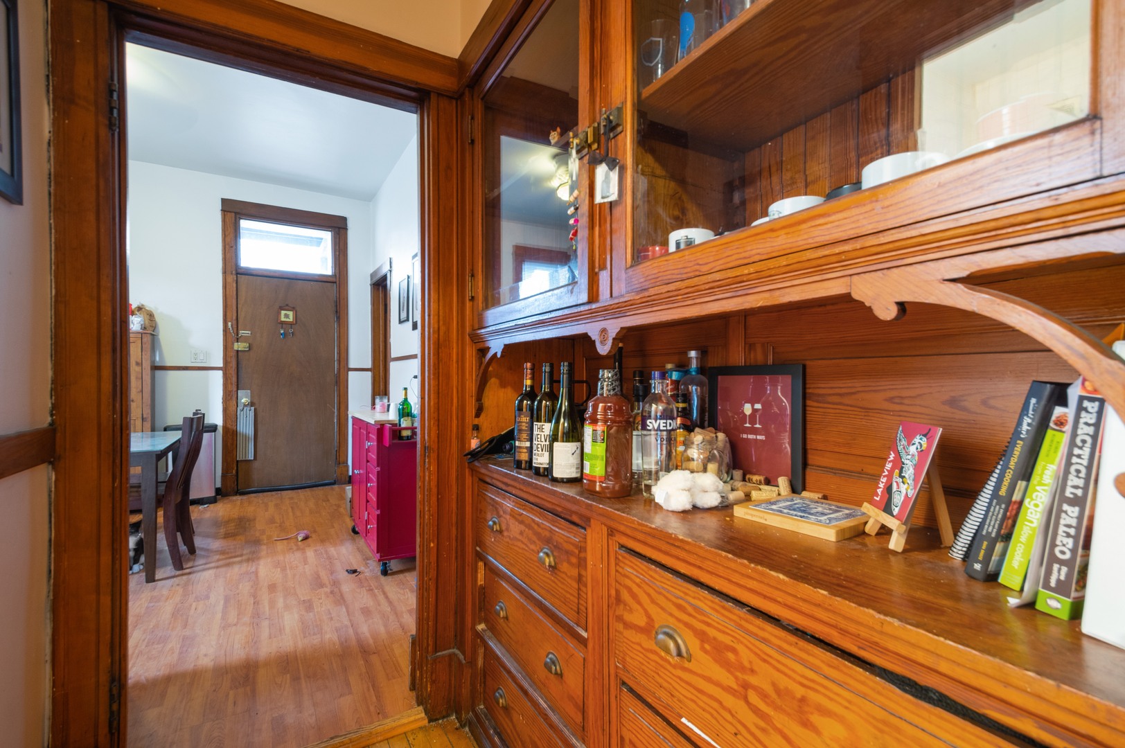 3552 N Lakewood Avenue Unit: 3