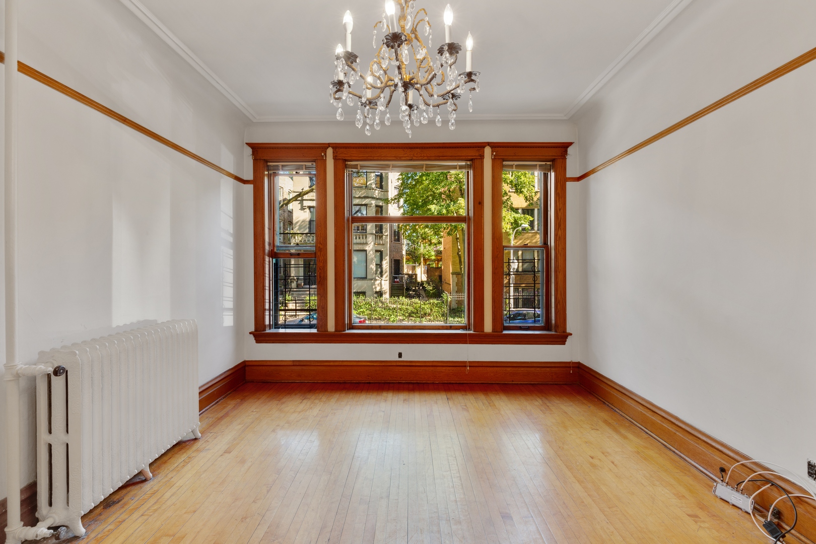 2113 W Concord Place