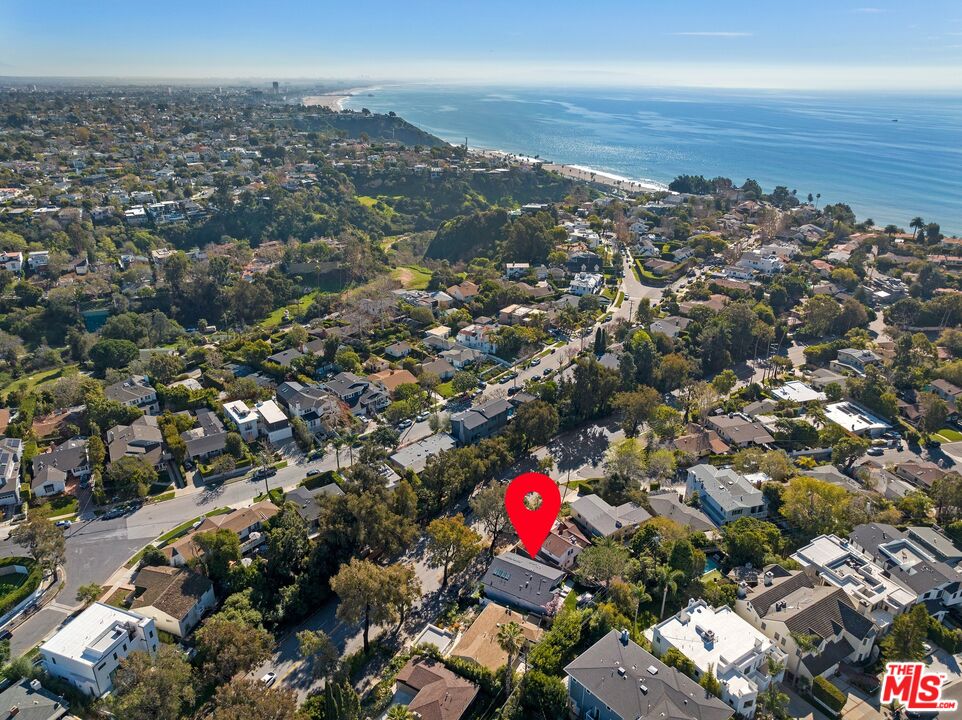 16723 W Sunset Blvd