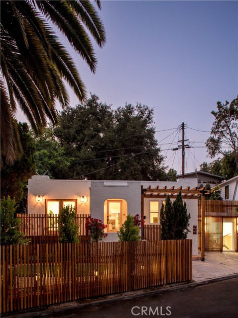 929 Sanborn AVE