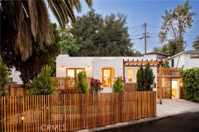 929 Sanborn AVE