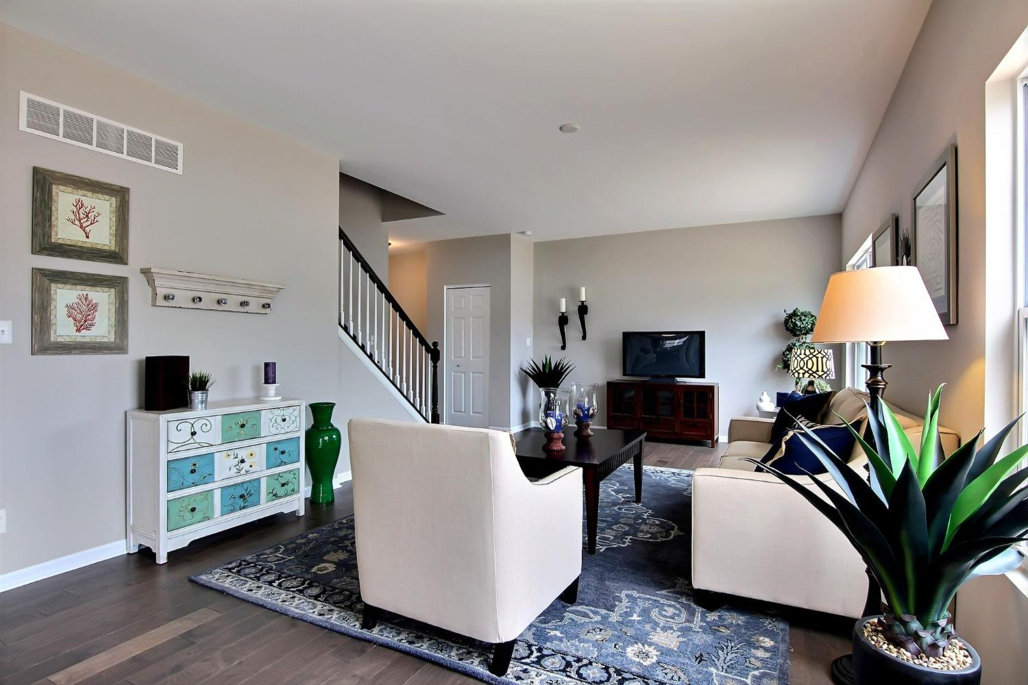 8592 Yorktown Drive