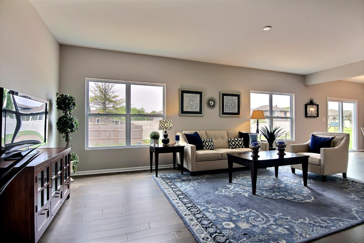 8592 Yorktown Drive