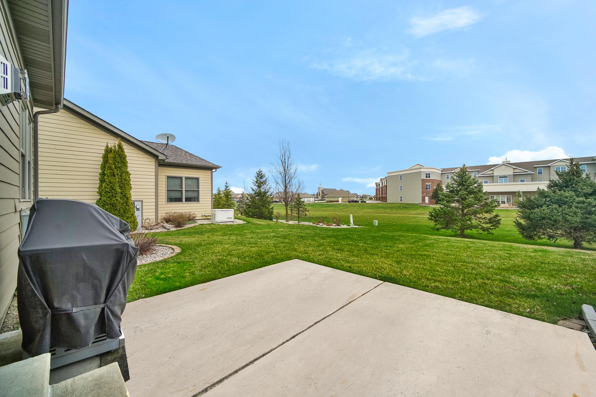 10723 Walnut Drive