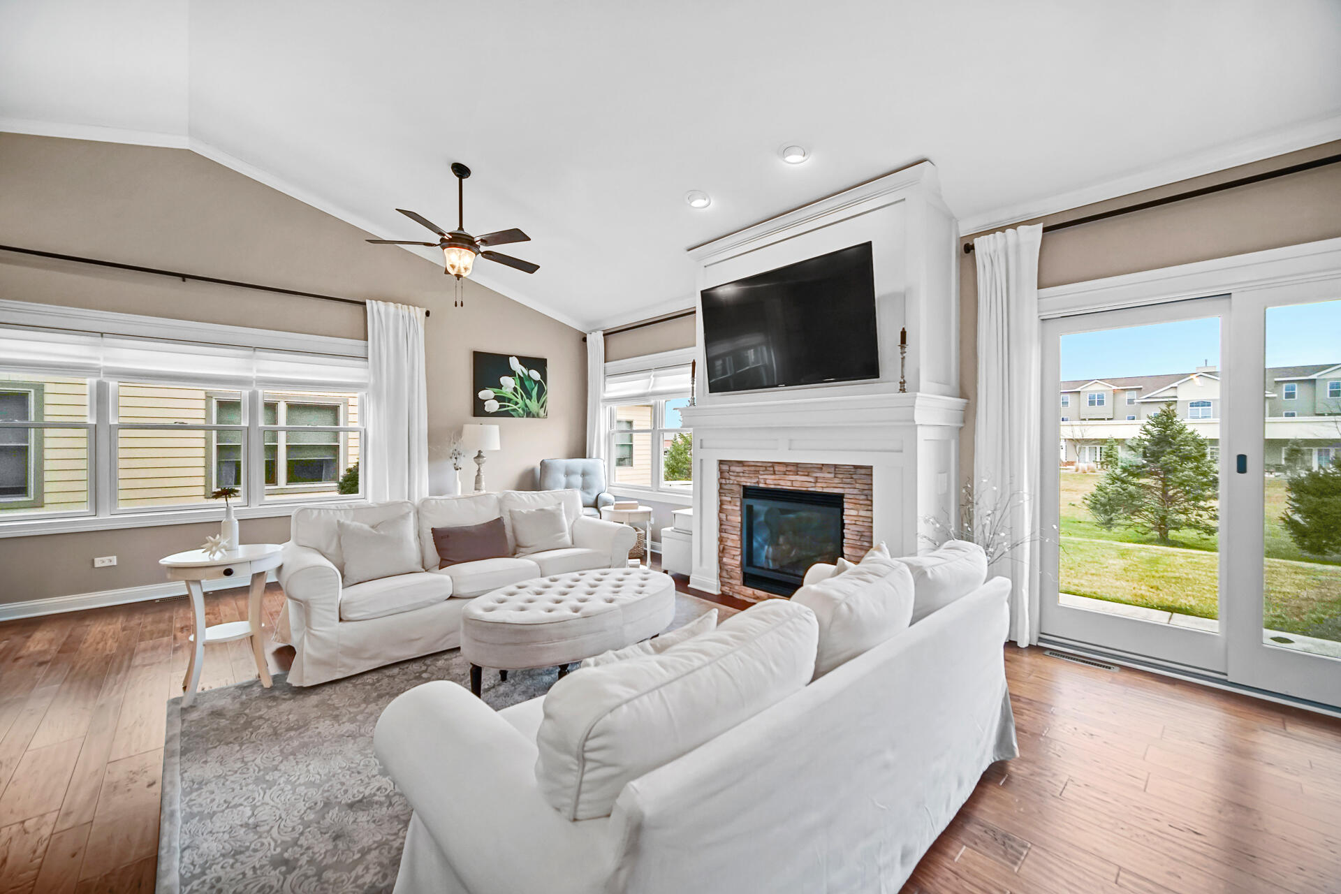 10723 Walnut Drive