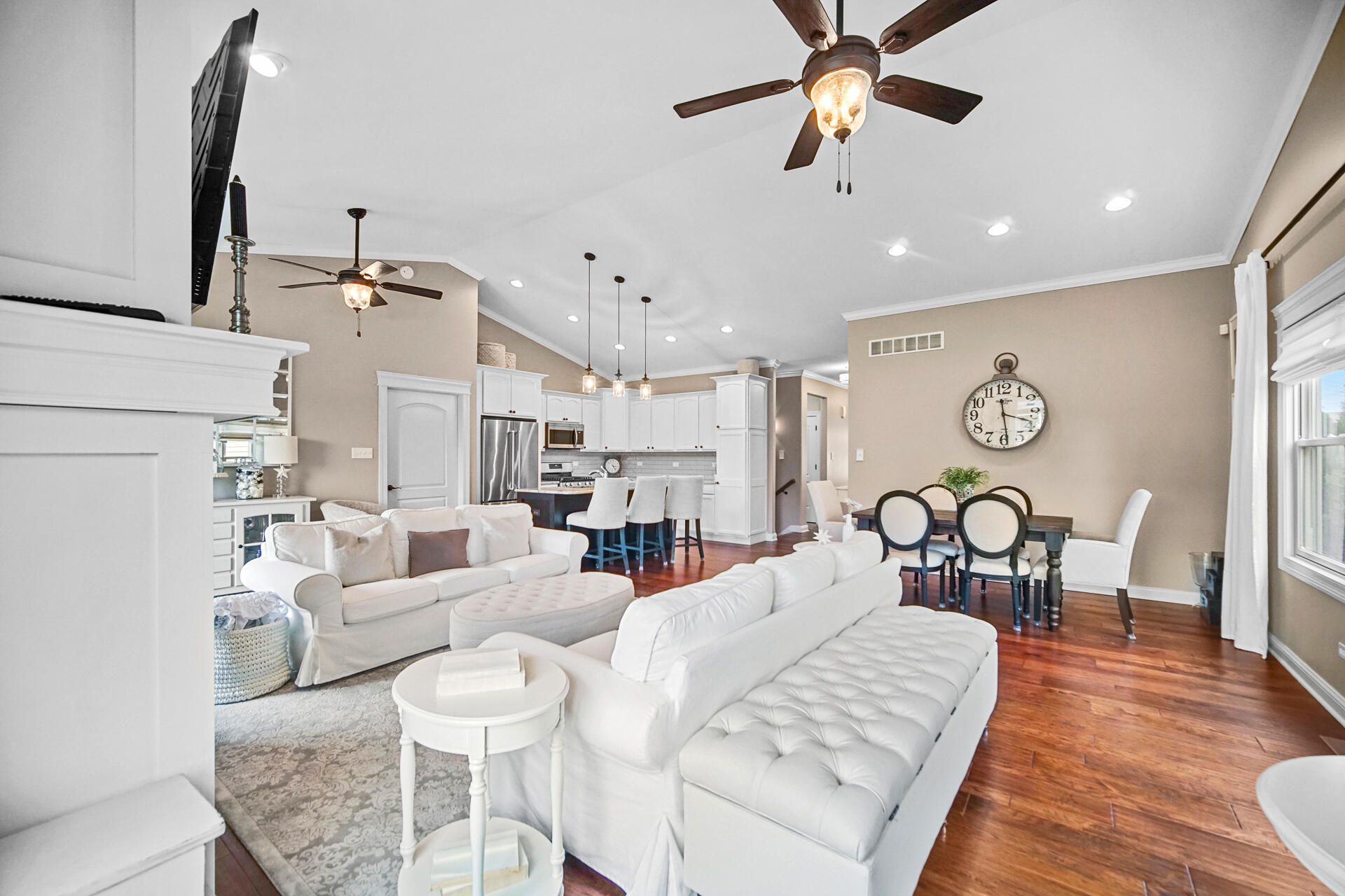 10723 Walnut Drive