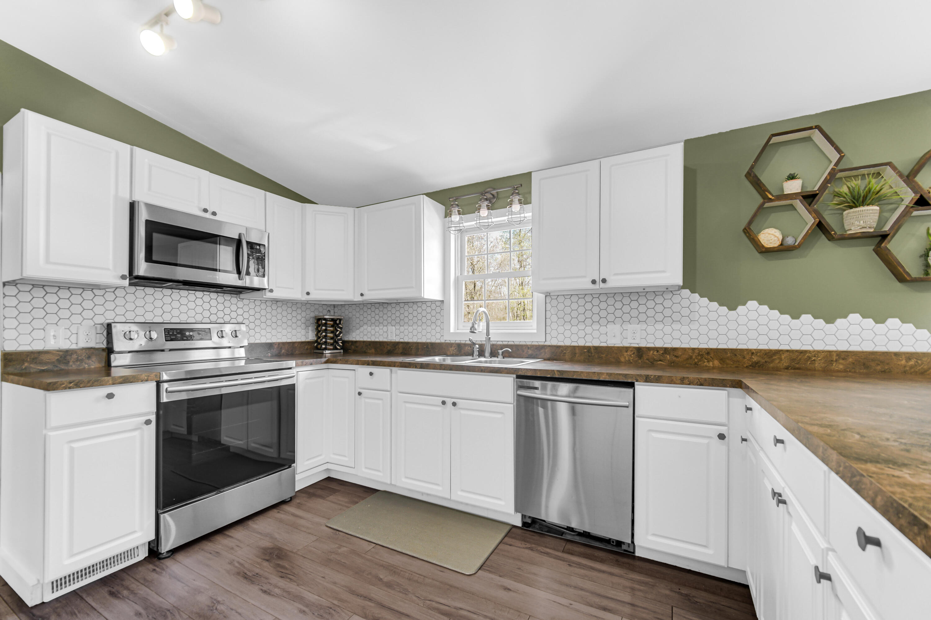 11324 Cumberland Road