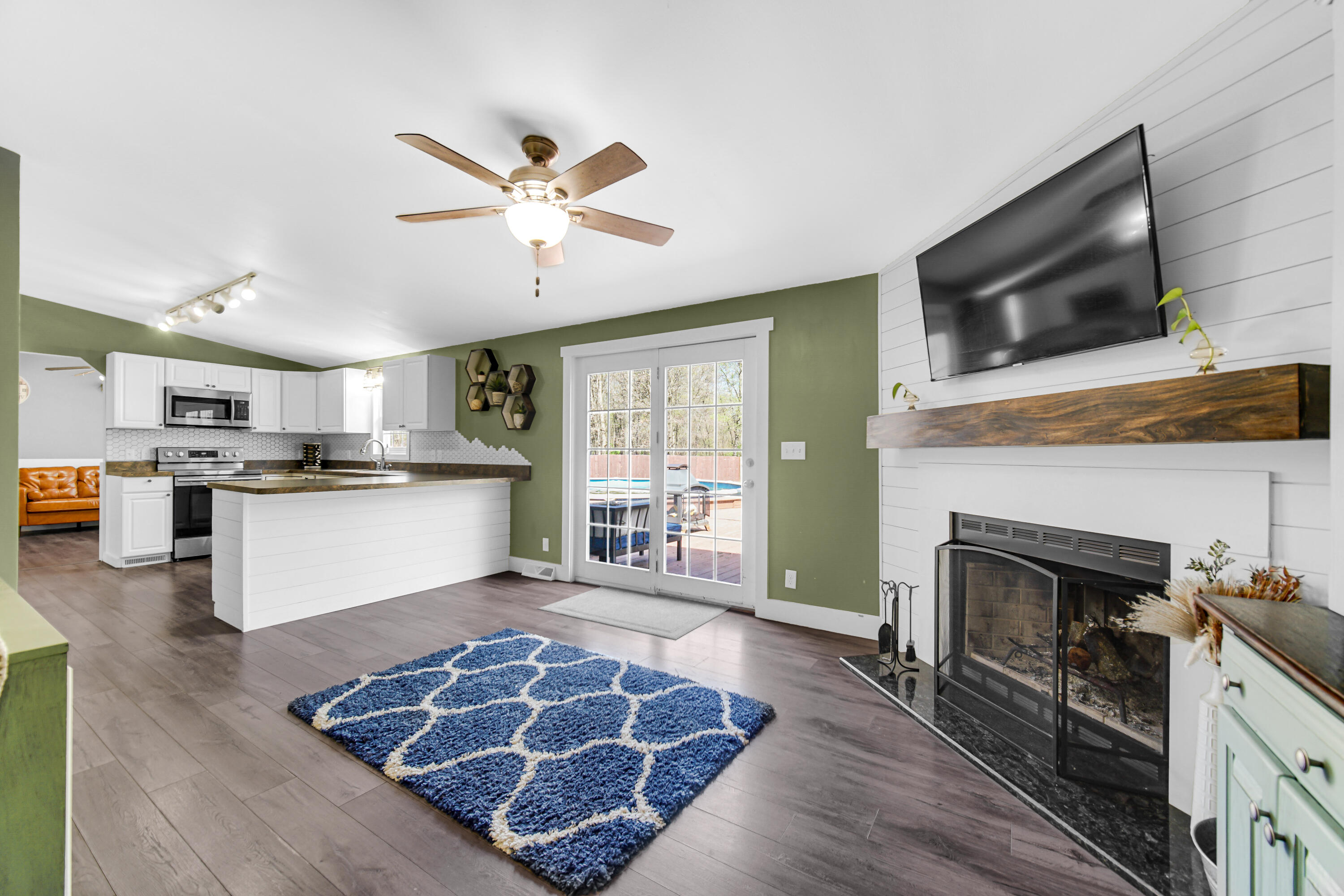 11324 Cumberland Road