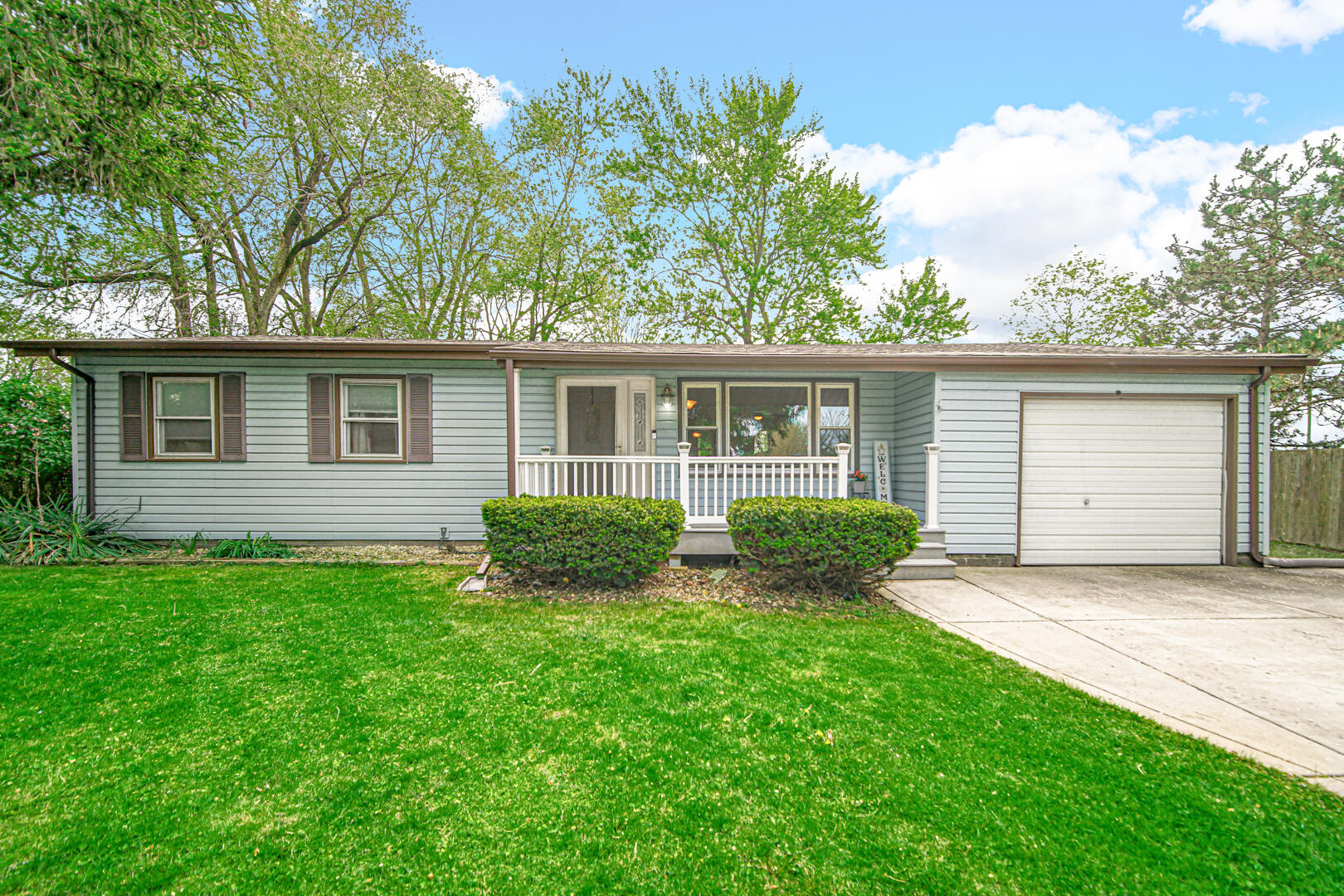 5471 W 78th Lane