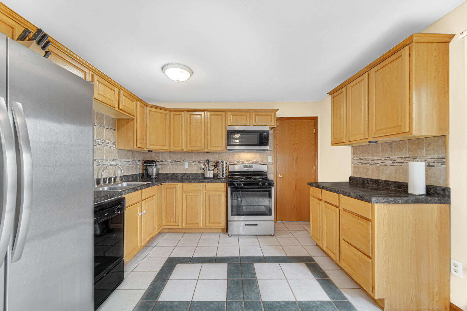 5471 W 78th Lane