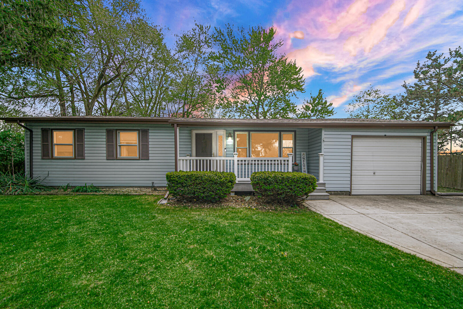 5471 W 78th Lane