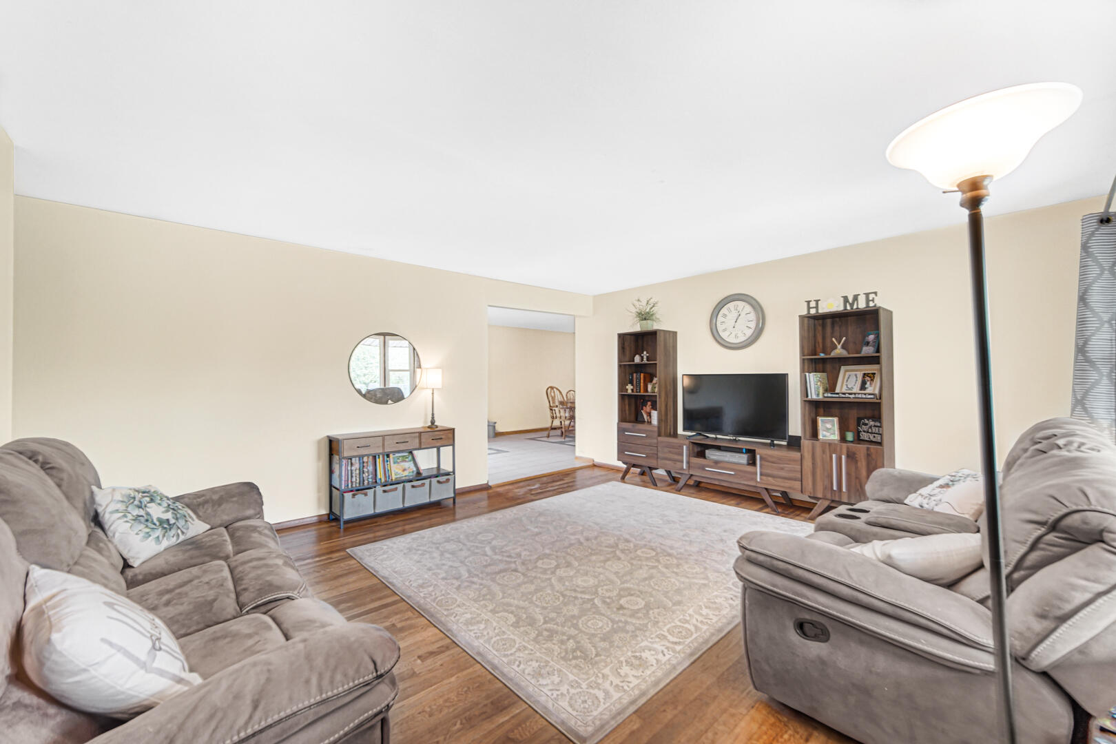 5471 W 78th Lane