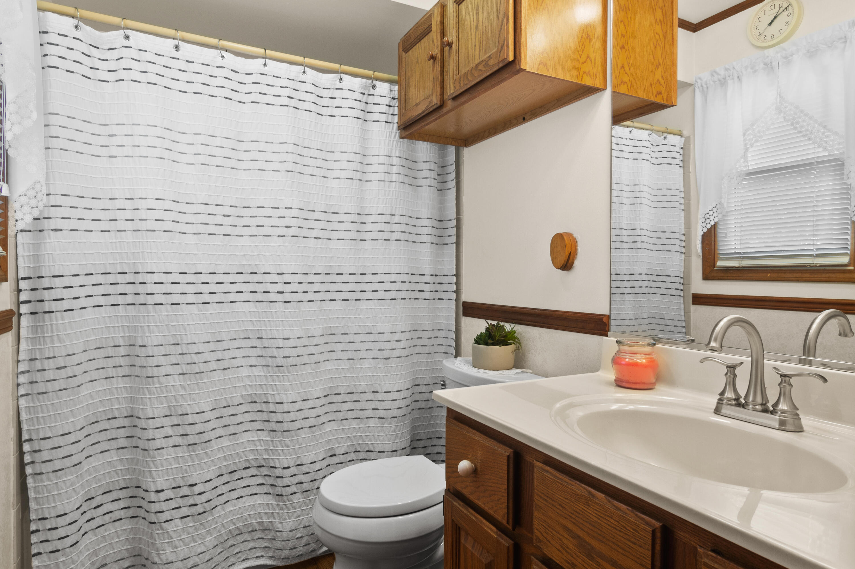 1500 W 99th Place