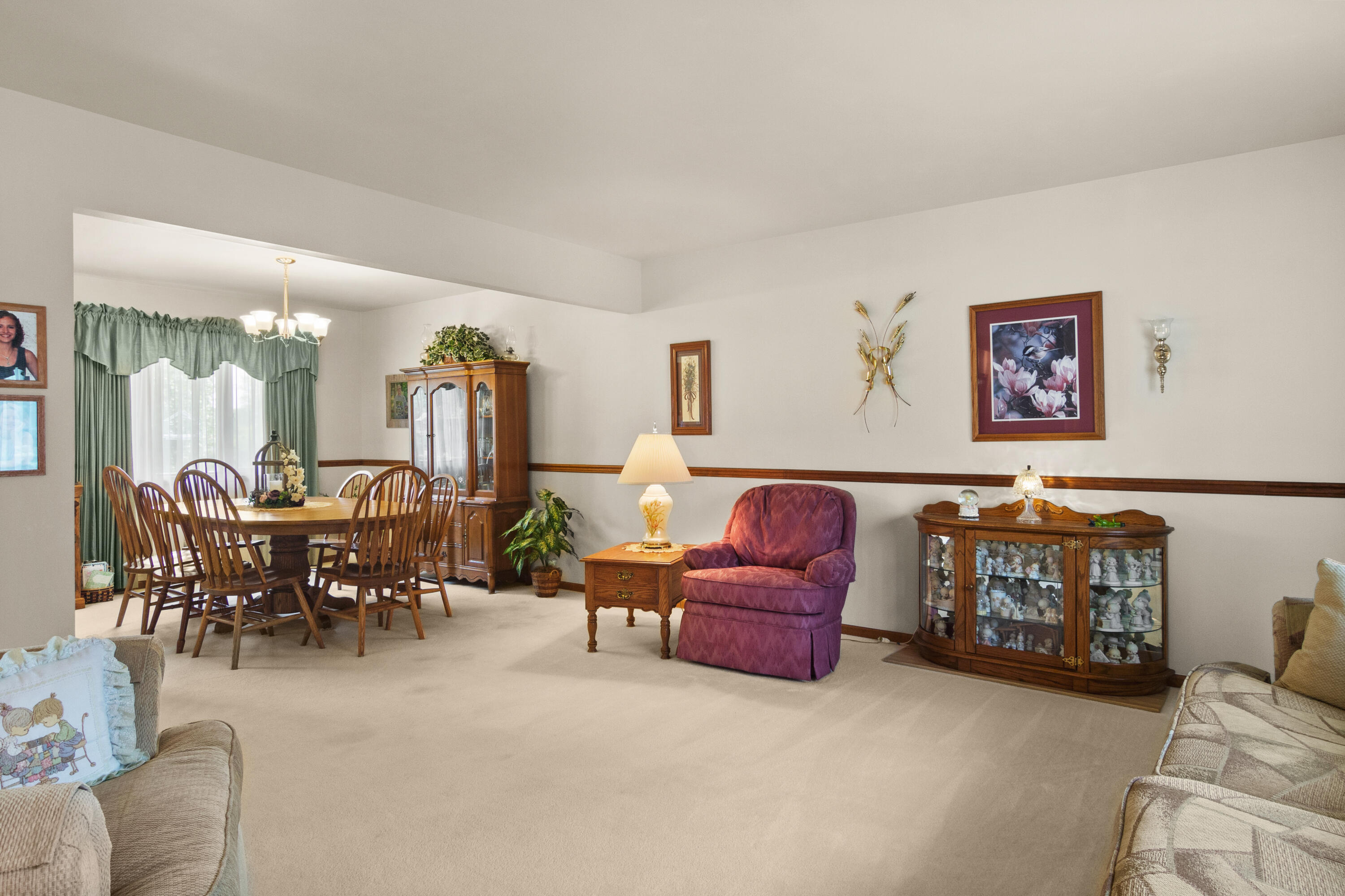1500 W 99th Place