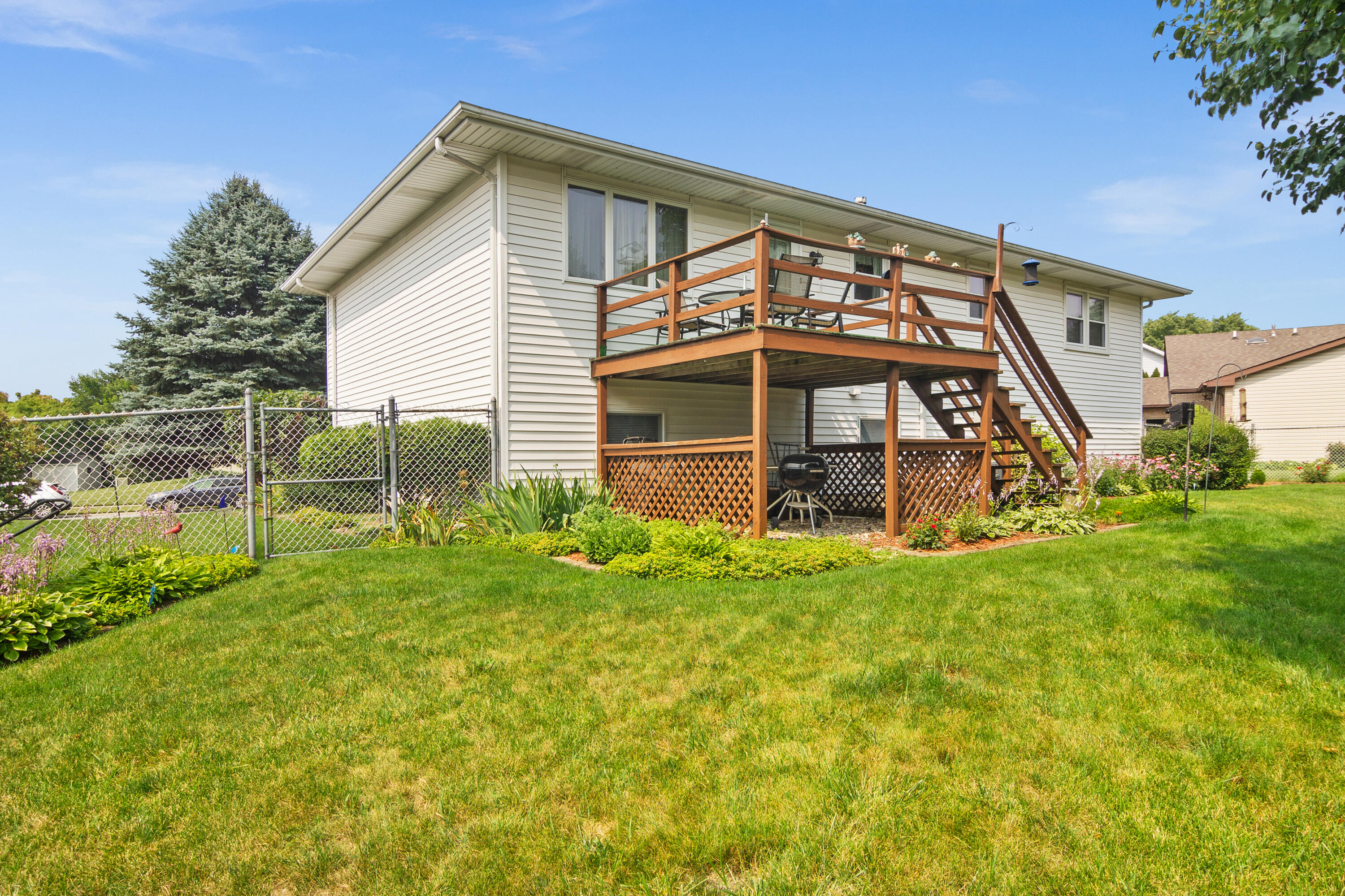 1500 W 99th Place