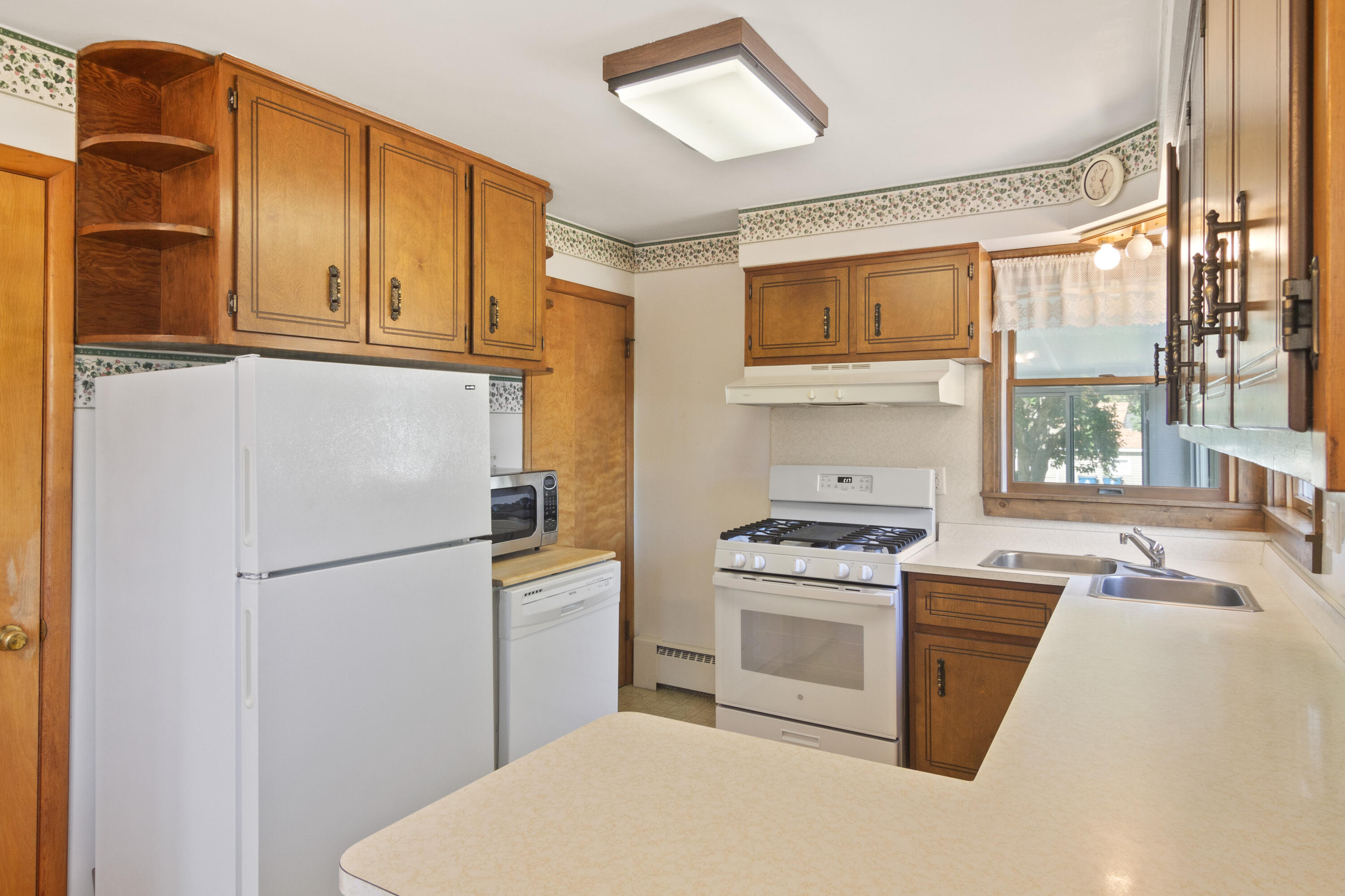 3837 Wicker Avenue