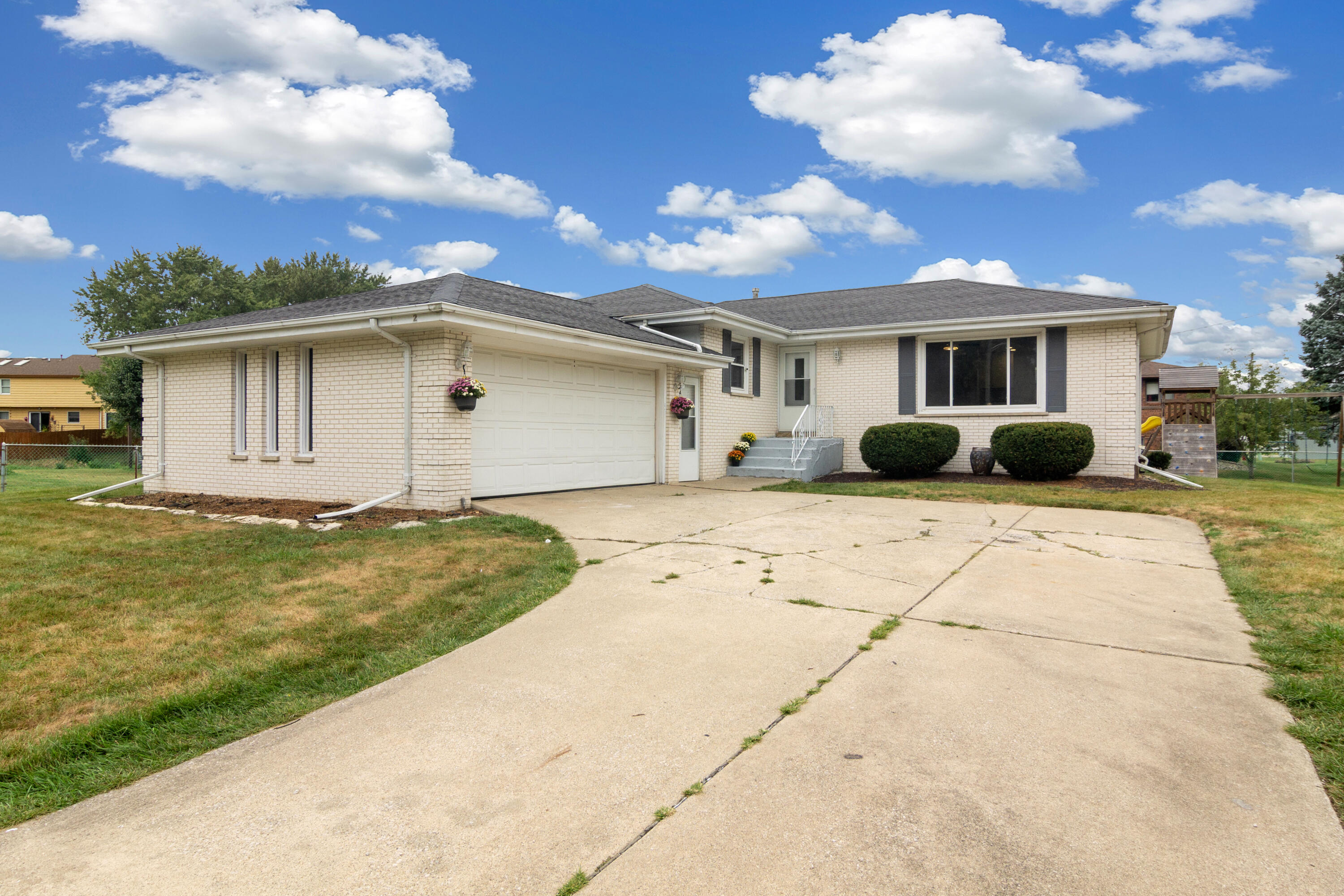 2 Helena Drive